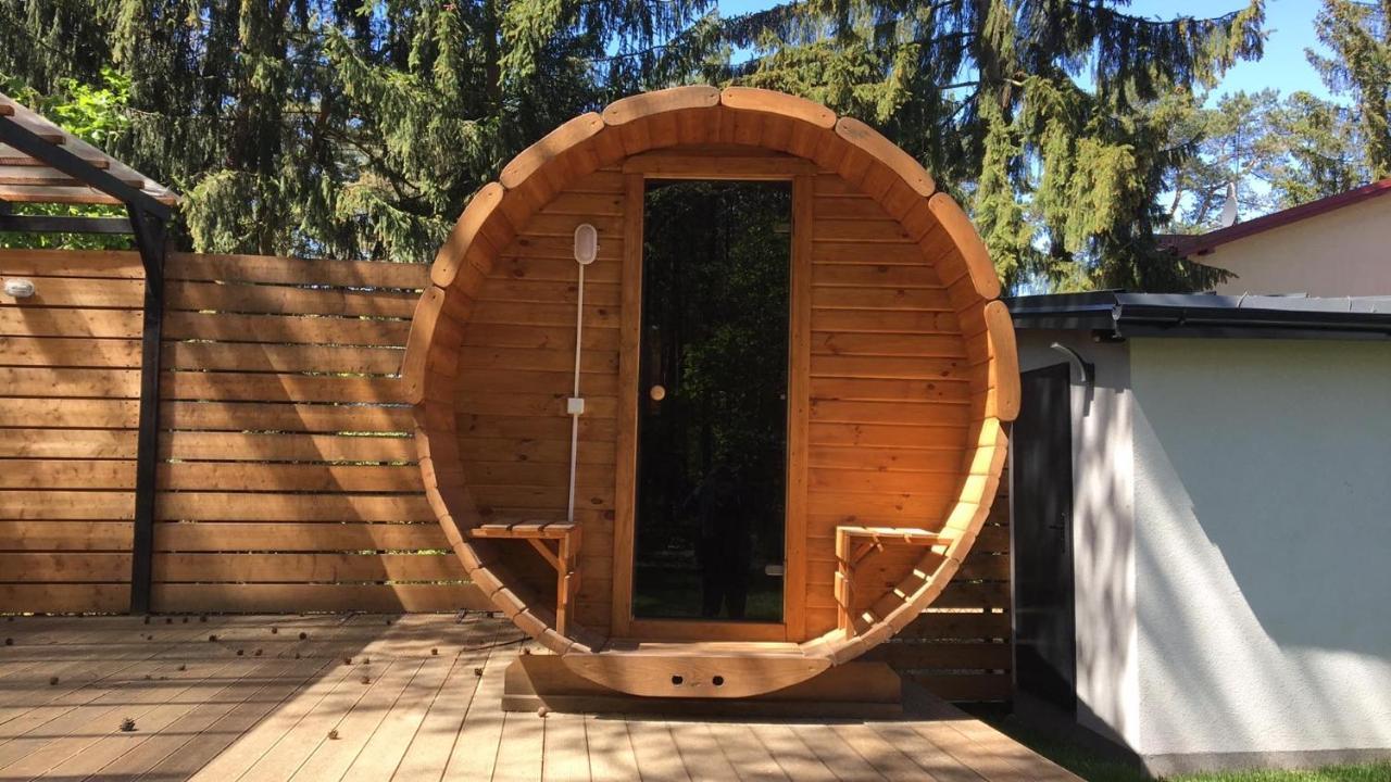 Luksusowy Apartament Pod Lasem, Otwock -Shared Garden, Sauna, Wood Hot Tub! Hot Tub Seasonal! Exterior foto